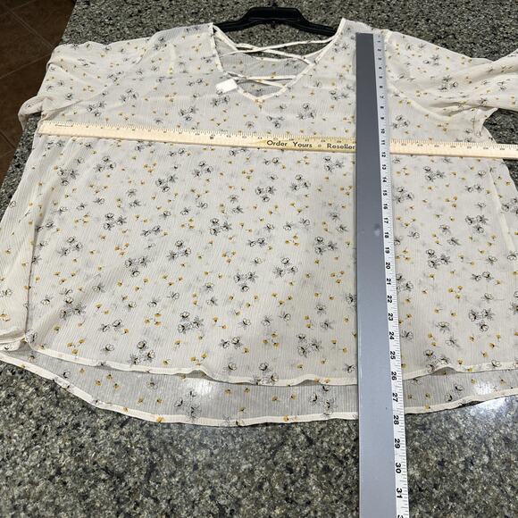 Torrid Blouse Plus 4X White Yellow Floral Ruffle Sleeve Sheer Tunic Top Cottage - Picture 5 of 10